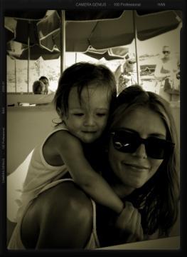 MimmiMusiala's profile picture. Follow me and my fabulous life doing DJ management living in South of France, after working in London and Paris luxury industry!!