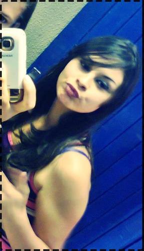 Olhα αqe : comigo funcionα αssim :
α filα αndα . quem se distrαír , tropeçα '
. Sααko ?