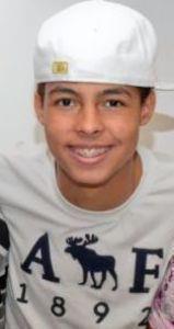 Alegre, Feliz, Determinado, Sonhador, Guerreiro, Parceiro, Boleiro, Ousado e Filho de #DEUS.!