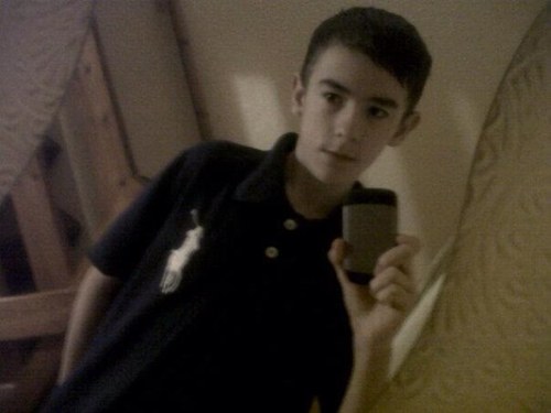 #YMCMB Geordie Aaron England. 15 years old. born in newcastle. lives in sheffield. takeen love you loads danielle UTO FTB ~SWFC