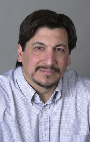 Mark Di Ionno, columnist at Star-Ledger, 2013 Pulitzer finalist in news commentary. New novel, The Last Newspaperman, is about rise of tabloid journalism.