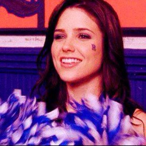 RedDoorDiva's profile picture. I smiled, I flipped my hair, I rubbed against him, and that didn't work. That *always* works. ||MCRP|| #Purrs