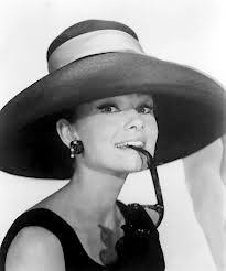 UMW, fashion, pearls and tips for everyday success.