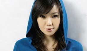 Odgerel_E's profile picture. Хүмүүсийн намайг харж байгаа өнцөг миний мөн чанар биш.