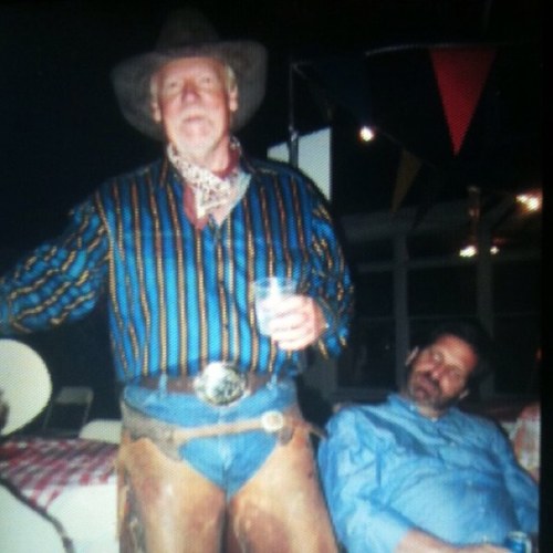 efmcll's profile picture. 