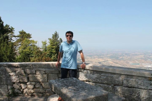 maxzardi's profile picture. 