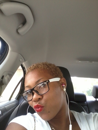 #ProudMommyOf1 #Single#OwnerOfPolishedLooksSalon #Sag #Lesbian.#INDEPENDENT # Sweet Person & is about my MONEY
