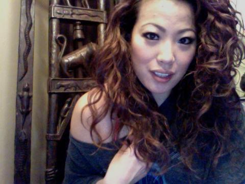 Entertainment industry makeup and hair artist, live in L.A. but travel everywhere!