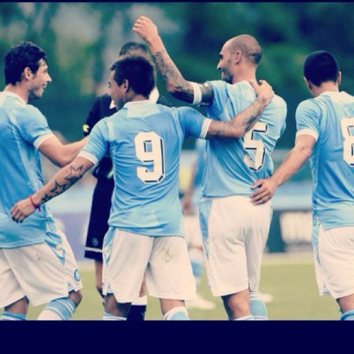 Pocho_4Ever's profile picture. La Mia essenza di vita è il NAPOLI ~1926.. trasmettono emozioni e senza di loro non ho forze :')