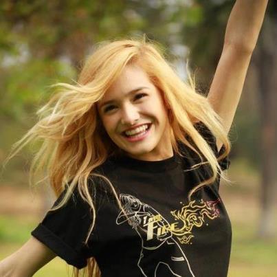 small/cute/friendly-but allways smile with i am me chachi!~