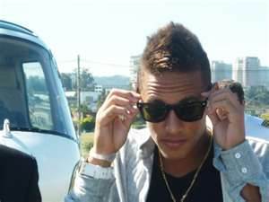 quem quiser me amar precisa ter um don tem mais que seduzir navegar em mim!!!neymar te amoo