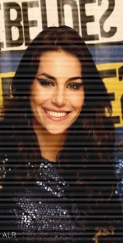 Apenas Três Palavras E o Que Basta Eu Amo Vcs Assim Sem Virgula E Sem Ponto Final 
@ChayLeao @melfronckowiak