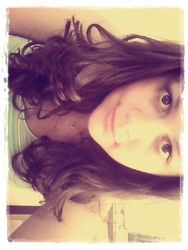 I'm beautiful in my way
'cause god makes no mistakes
I'm on the right track baby
I was born this way