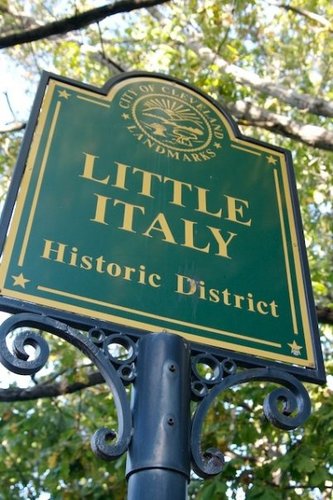 Little Italy Cleveland, OH is hands down the best Little Italy in the US. Over 20 restaurants + 25 galleries= days of endless wining, dining & shopping.