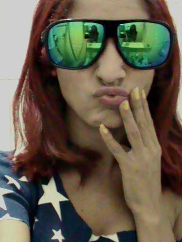 tenho 18anos amo dançar (namorando) gean te amoo minha vida... http://t.co/7cHVPwxUDc