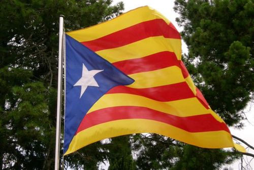 IN-INDE-INDEPENDÈNCIA!! 
#TenimPressa #SomMajoria #FreedomForCatalonia #IndependènciaJA
