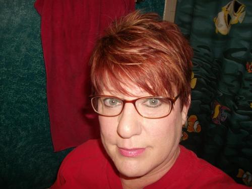 lkonrad56's profile picture. Retired teacher, Freelance  Artist, Grandmother of 3, Mother of 3, Navy Veteran