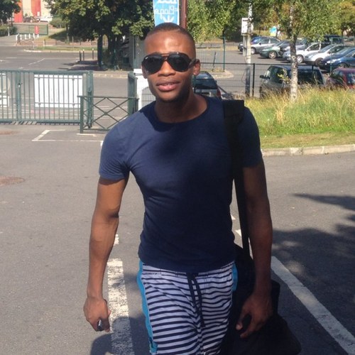 WilsonLeParigo's profile picture. L'UNION FAIT LA FORCE DIT LE DRAPEAU HAITIEN!! LE SWAGG EST AMERICAIN!! LE NEGRO EST PARISIEN !!