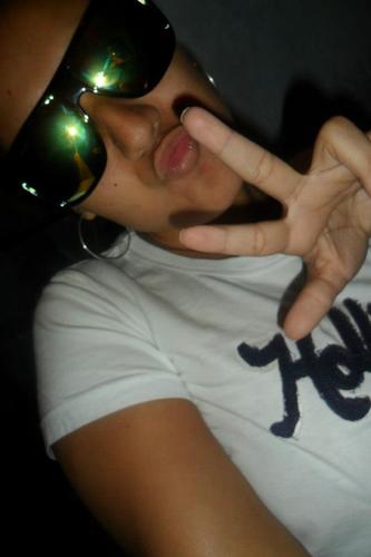 , Cuuidaddo com o qe você deseja pra mim , MAIOR ée aqele que me protteggE ;) ,, $$