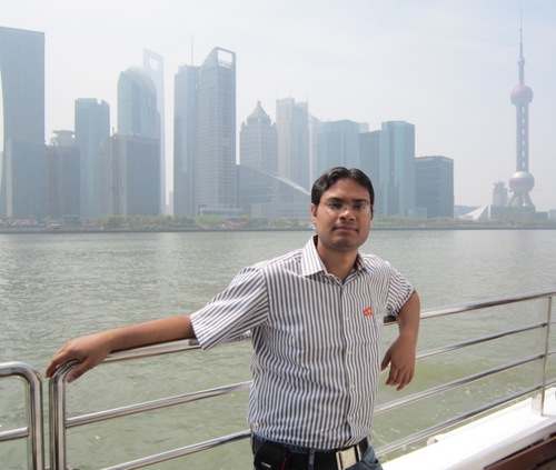 Engineer by Degree, Tester by Profession, Artist by Nature, Social Activist by Soul, Geek on Net, Admiror of Intelligence.