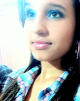 sorria mais, leve a vida simplismente ! *-*