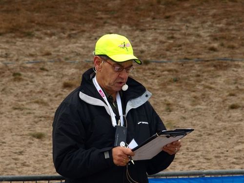 Loket.nlWarandeLoopTilburg , atletiek speaker weg/veld , marathons e.d