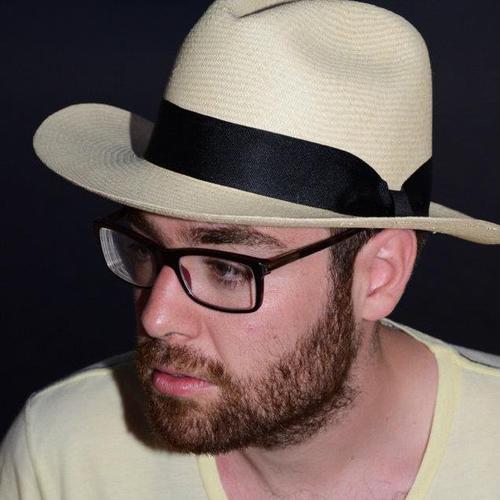 Marketing Strategist MSc. Co-founder of https://t.co/TYxAa5WK2m, co-founder of https://t.co/2pvQXnzglJ, co-founder of https://t.co/8nStVdi3fi, co-founder of https://t.co/3SOtuoiYV1.
