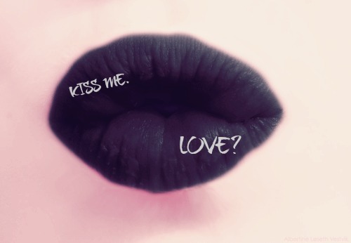 Follow me, I'll make you smile. Teen quotes about love and life x
