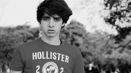 FC para o menino mais lindo do mundo! @LipeMariano_ S22. http://t.co/KBj1TodO6G