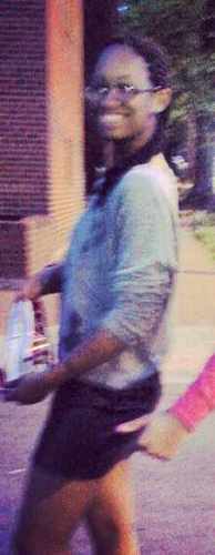 Bitchess Myy Real Twinn Wass Here..Follow Lil JoJo at @ChelleZaughter #TeammLightSkinn #TeammSexyy #TeammGettTheeBaitt #TeammGlassess #TeammAlmosttTakenn