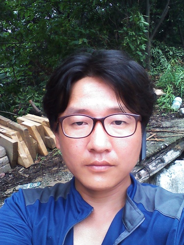 양평거주, 정치, 복지, 세계평화에 관심있는 젊은 목수 전국을 방황하며 좋은 집짓기 노력중, 2012년 목표= 정권이바뀌는 기쁨을 나눌 반쪽찾기 *^^* 미권스 쪽팔리게 살지말자 나꼼수