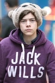 luv being emo, luv other emoz, luv emo boyz. ill fallow u if u fallow me get me to 1,0x3  followers plz.