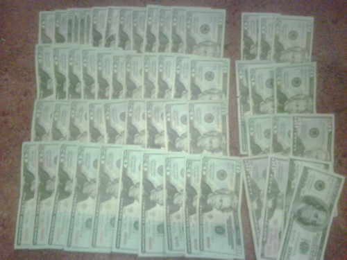 midwestlove44's profile picture. reppin the midwest. OU football. makin money. sippin bud ice an listenin to dipset