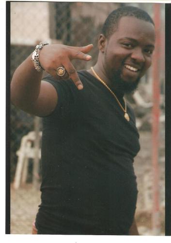 Defally31's profile picture. just here to see what is going on out there , willing to meet new people cos i like to make new friend everday