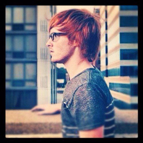 lance_vantine's profile picture. I am a dirty mess mixing with a bunch of other dirty messes, but God is turning this mess into His masterpiece. Who else can change dirt to beauty?