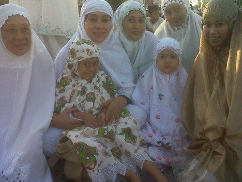 Berusaha melakukan yang terbaik di bawah naungan islam☆dengan hasil yang terbaik pula ►AMIN◄  | part of @enginesmansakdi 2012 ☺