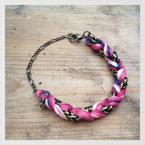 laura_Dexterity's profile picture. Pretty little things handcrafted from the heart.
http://t.co/CftmPPgXGR
orders and info contact us laura.dexterity@gmail.com