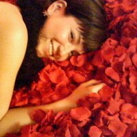 横沢ローラ(onomatopel) (@laura_yokozawa) 's Twitter Profile