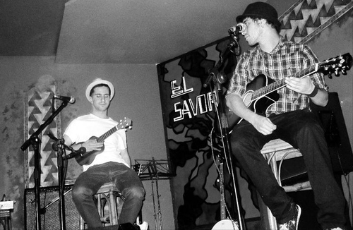 A Hundred Fires in a Jar. Folk/punk/rock.  http://t.co/8l16Wksxvi /// http://t.co/iK15wm9rIy