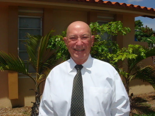 AndresTorresJr's profile picture. 