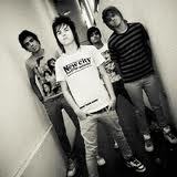 Algumas pessoas tem o dom de me fazer feliz, mesmo quando estão longe de mim. @thomasrestart, @rockrestart minha vida ♥