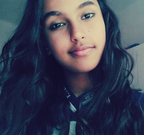 ThamirisAndrad's profile picture. Sou indecisa, confusa, eclética, estranha, estressada, to sempre calma, sou a conselheira dos meus amigos, consigo entende-los, mas não consigo me entender.