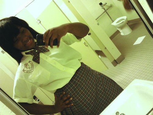 ONE WORD , LOYAL ♡♡ツ Ohhh and YEA Bxtches im BI :) ♡♡♡