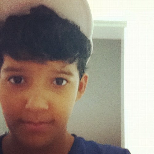 Ooooi sou eu aki o artur bom eu gosto muito msm de uma pica bem dura se quiserem algo me procuuurem