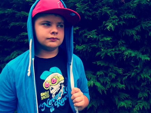 matrouss54's profile picture. jeune youtubeur de 12 ( j ai besoin de conseil)