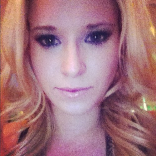 RockLynnCa's profile picture. Im a pirate. I like to painT.