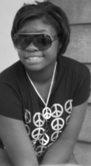 My name is jaquasha , But i go by Jaybaby. I love to meet new people and make new friends. I love to cutttt up. My bestfriend is Michael alexander kendall(Cuz)