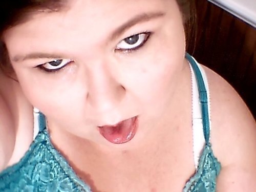 BBW on Cam, I love to watch too! Check my blog to see which cam network I'm on. I follow back!