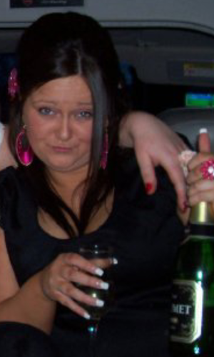 samsummersno1's profile picture. hi everyone love and peace to u all !!!!