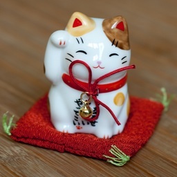 soryu2's profile picture. sonder
n. the realization that each random passerby is living a life as vivid and complex as your own